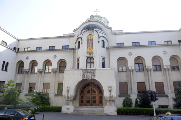 ДЕТАЉИ ДРАМЕ У ПАТРИЈАРШИЈИ: Мимоишли се отмичар и амбасадор